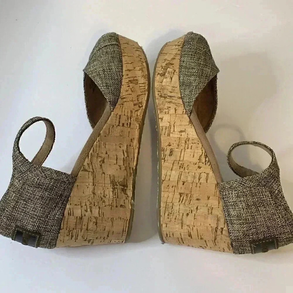 TOMS Women’s Sz 6.5 Brown Burlap Open Toe Ankle Straps Cork Wedge Platform Shoes - Picture 5 of 6